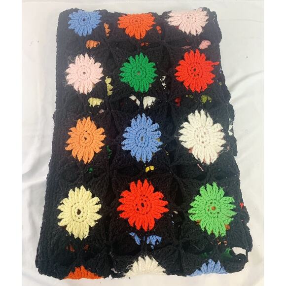 Vintage Daisy Crochet Granny Afghan Purple White Flower Blanket Throw Handmade - Picture 4 of 6